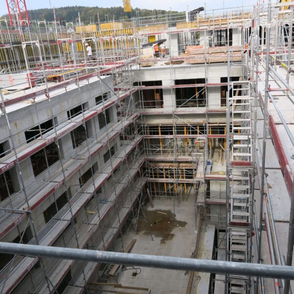 Ausbildungszentrum_Winterthur_2-scaled-aspect-ratio-600-600