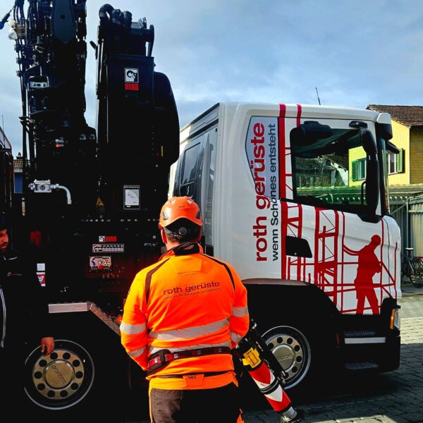 LKW-mit-MA-scaled-aspect-ratio-600-600