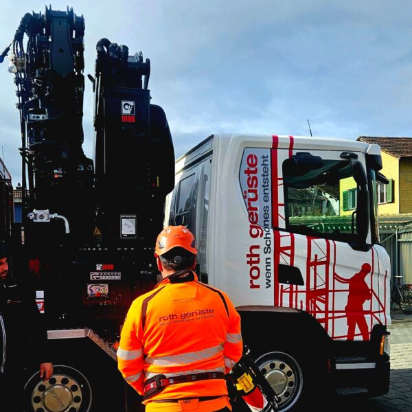 LKW-mit-MA-scaled-aspect-ratio-600-600